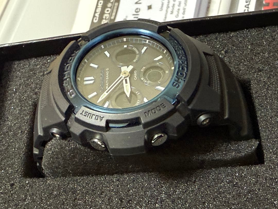 カシオG-SHOCK AWG-M100A-1AER 電波ソーラー未使用に近い美品
