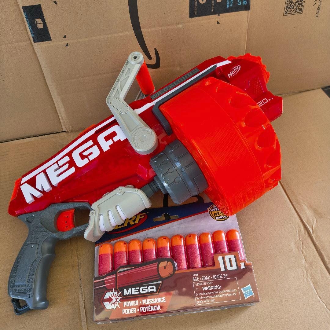 ナーフ メガロドン MEGA ダーツ10本付き NERF