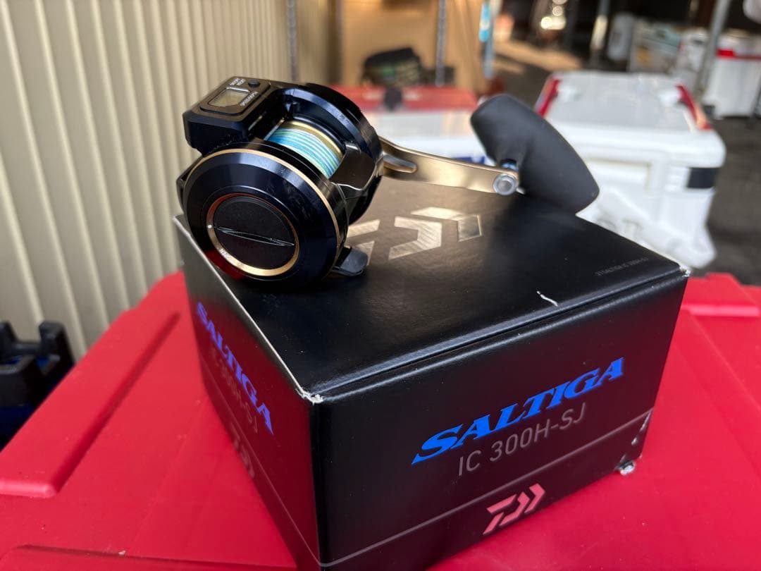 SALITGA IC 300H-SJ ベイトリール