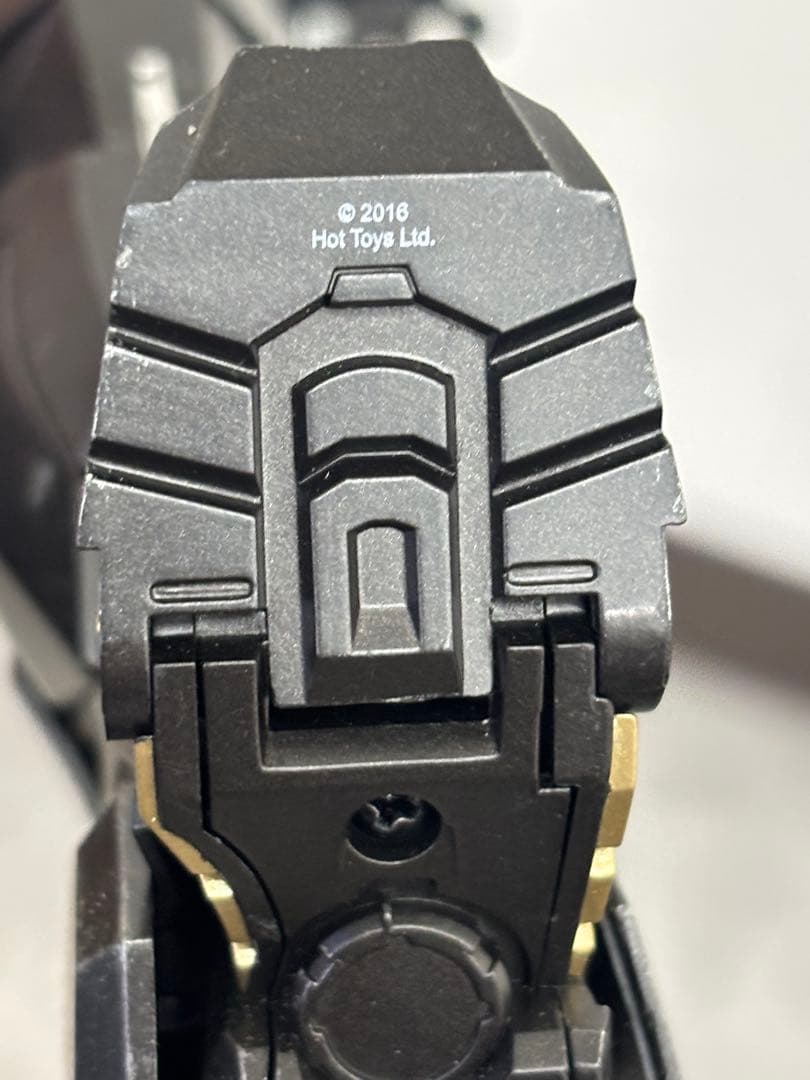 【Hot Toys】アイアンマン＆ウォーマシン 2体セット 約30cm
