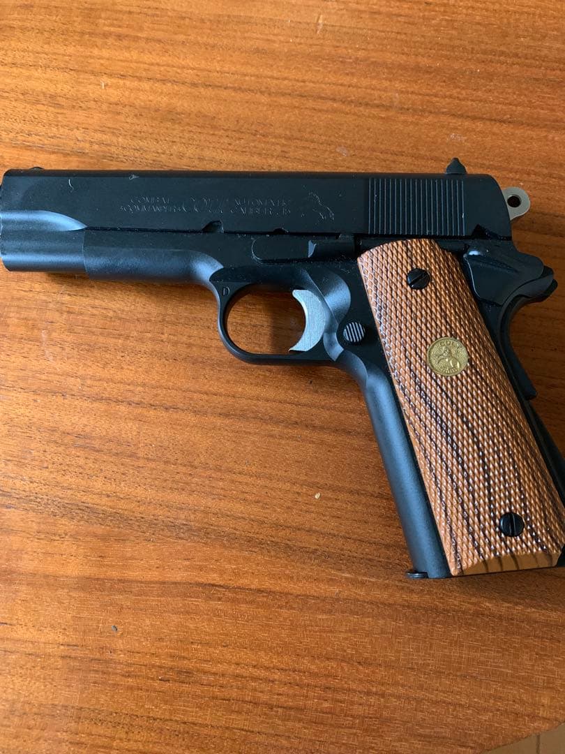 コルト1911 ブラック　モデルガン
