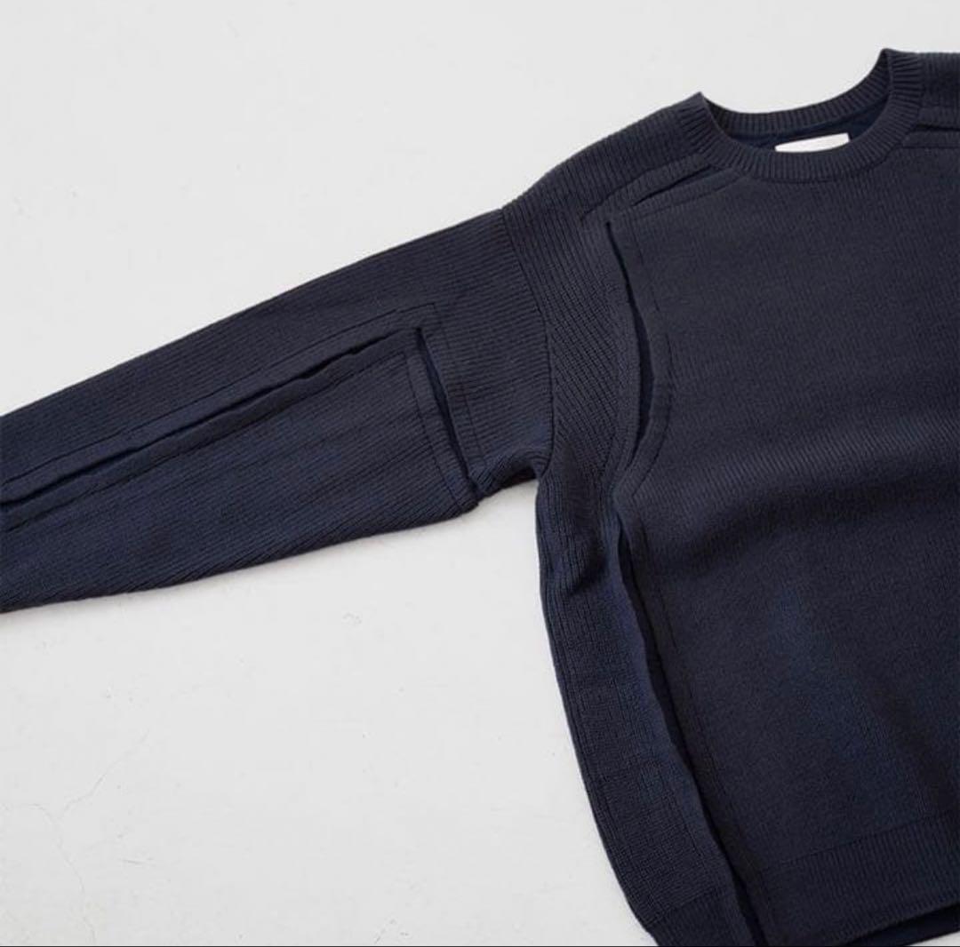 トップス Yoke broken crew neck