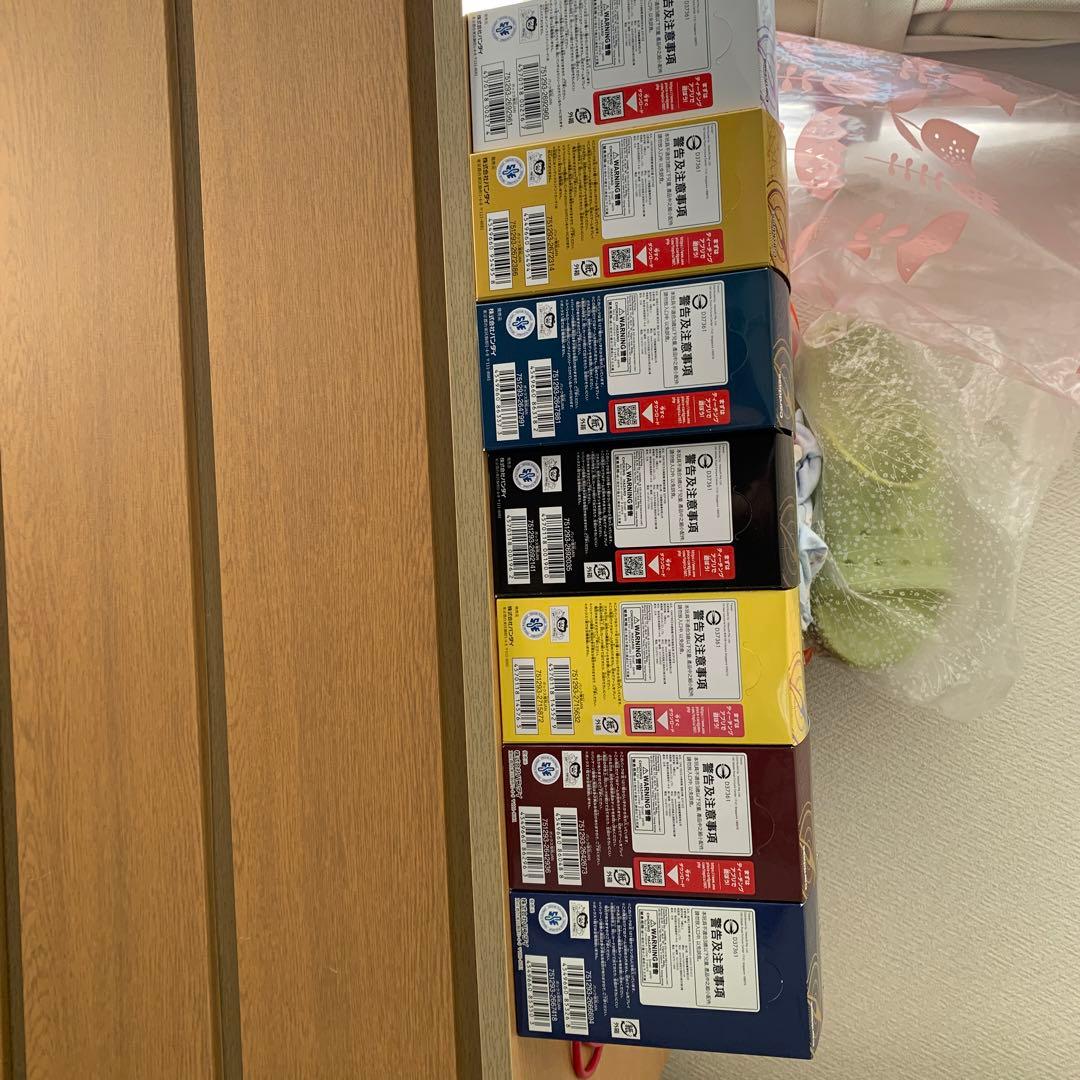 ワンピースカードボックスセット全弾です。