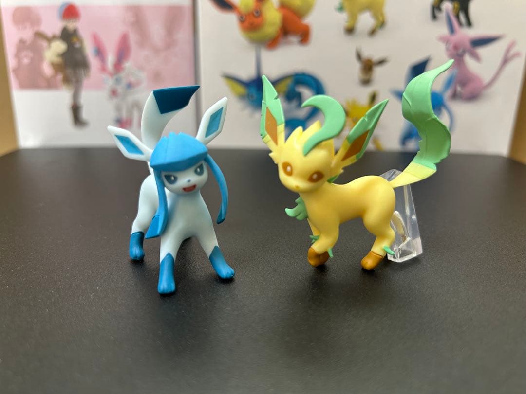 ポケモン　スケールワールド　フィギュア　イーブイ進化セット　ボタン＆ニンフィア