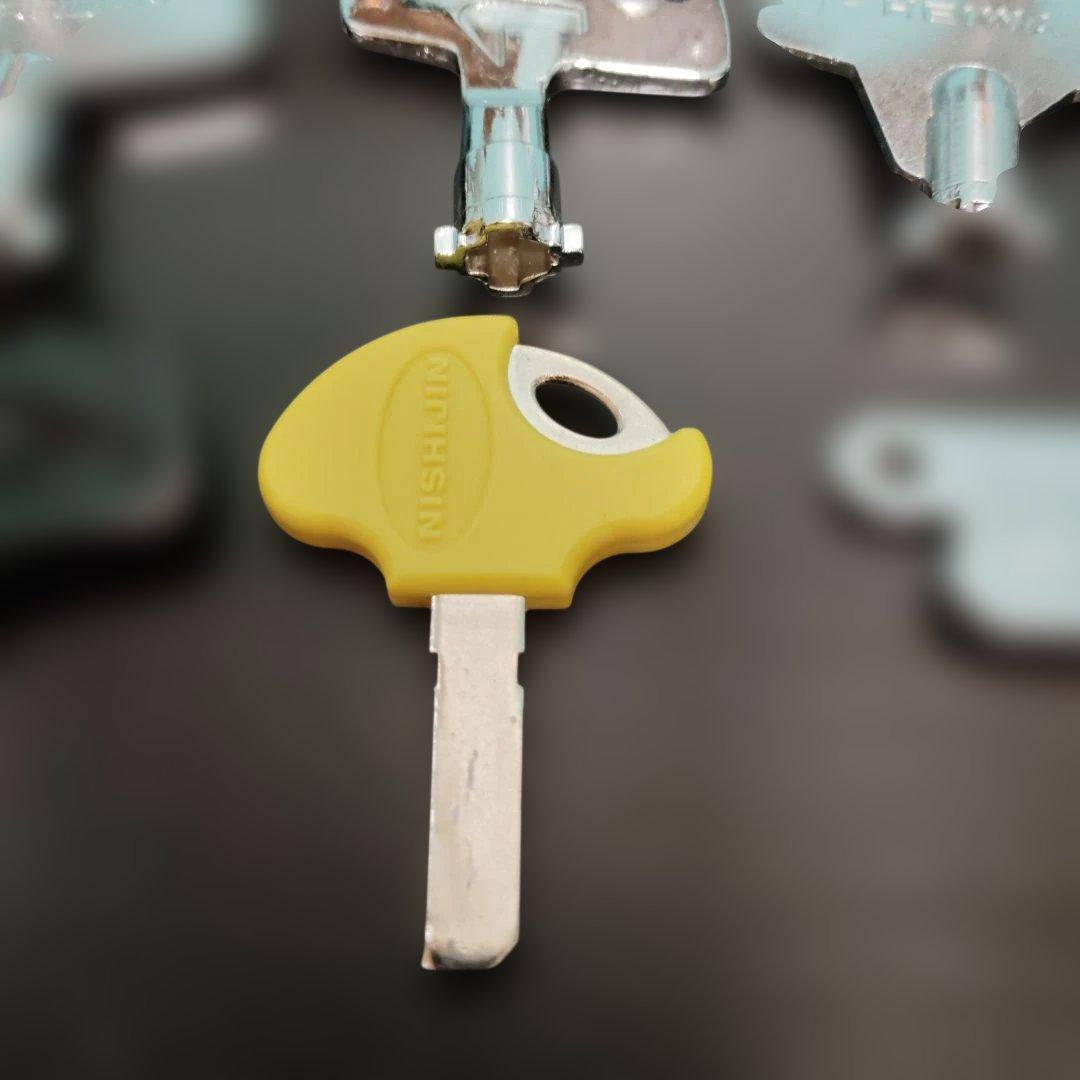 パチンコ　台鍵　ドアキー　18本　セット 未使用　長期保管品