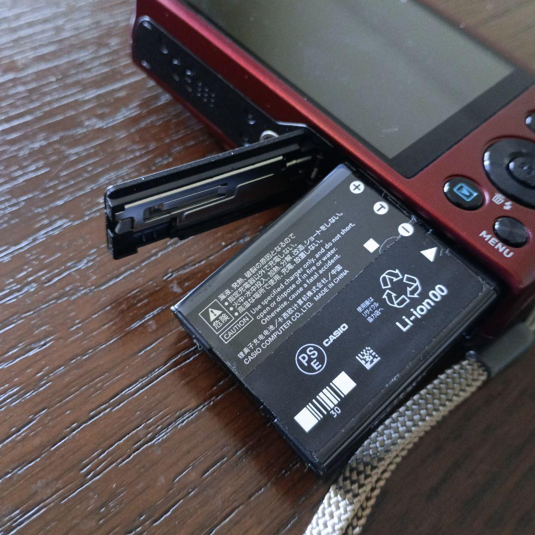 デジタルカメラ CASIO EXILIM EX-ZR310