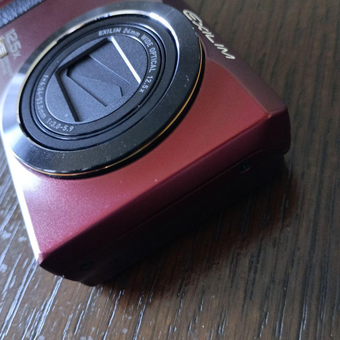 デジタルカメラ CASIO EXILIM EX-ZR310