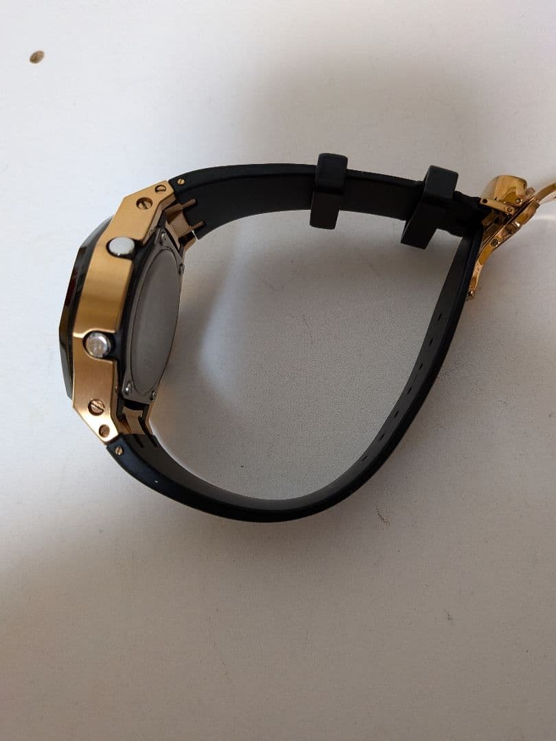 美品G-SHOCK デジタル腕時計 ブラック/ゴールドカスタム