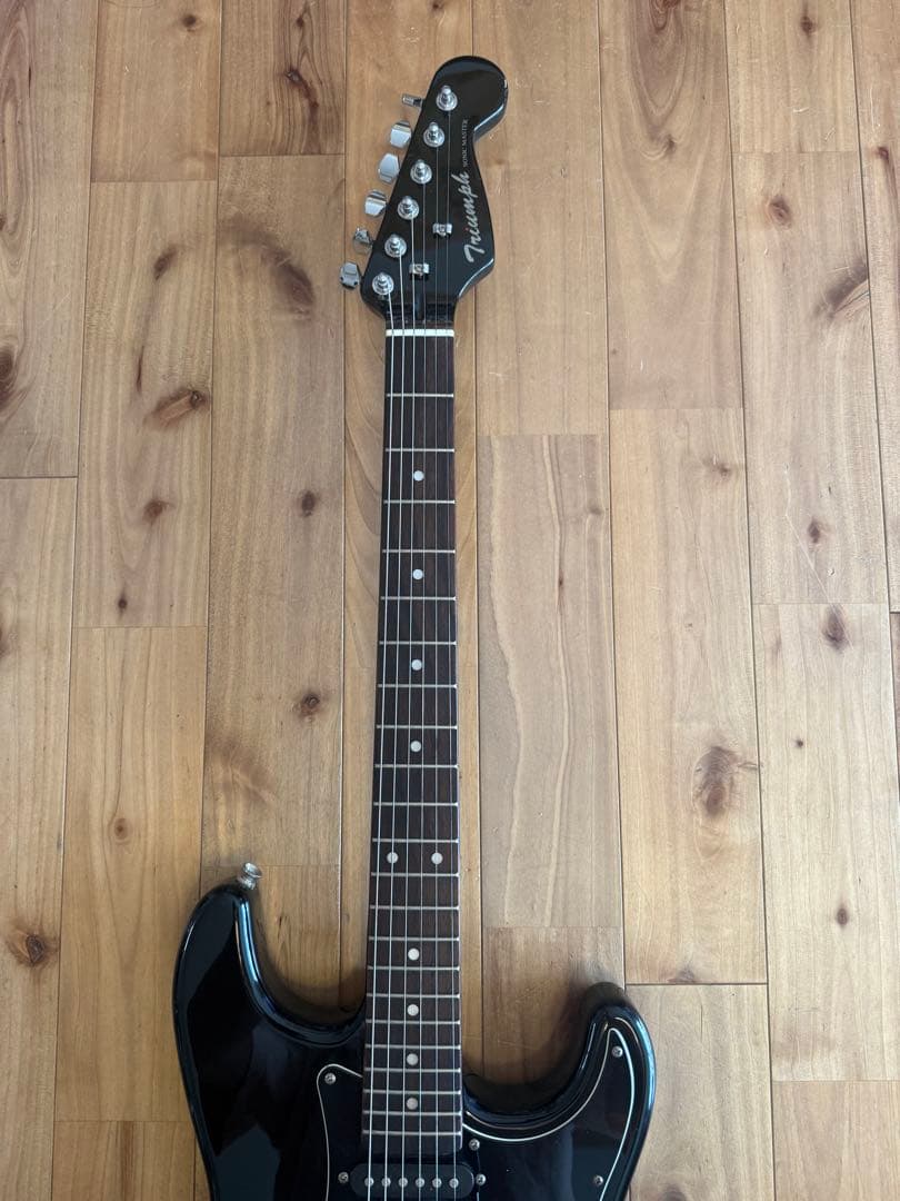 Triumph SONIC MASTER トライアンフ ストラト エレキギター