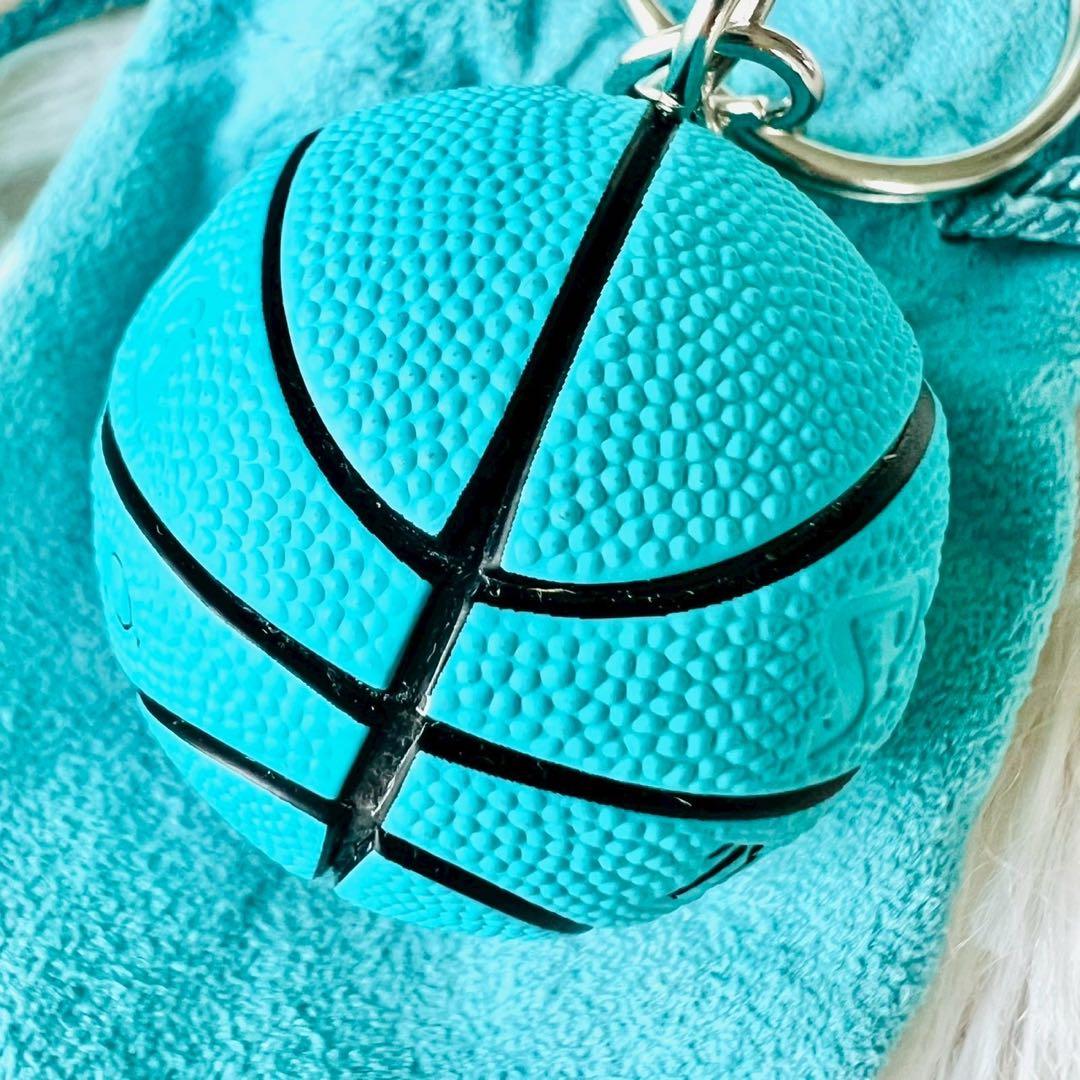 極美品✨ティファニー　キーホルダー　チャーム　バスケットボール　ノベルティ