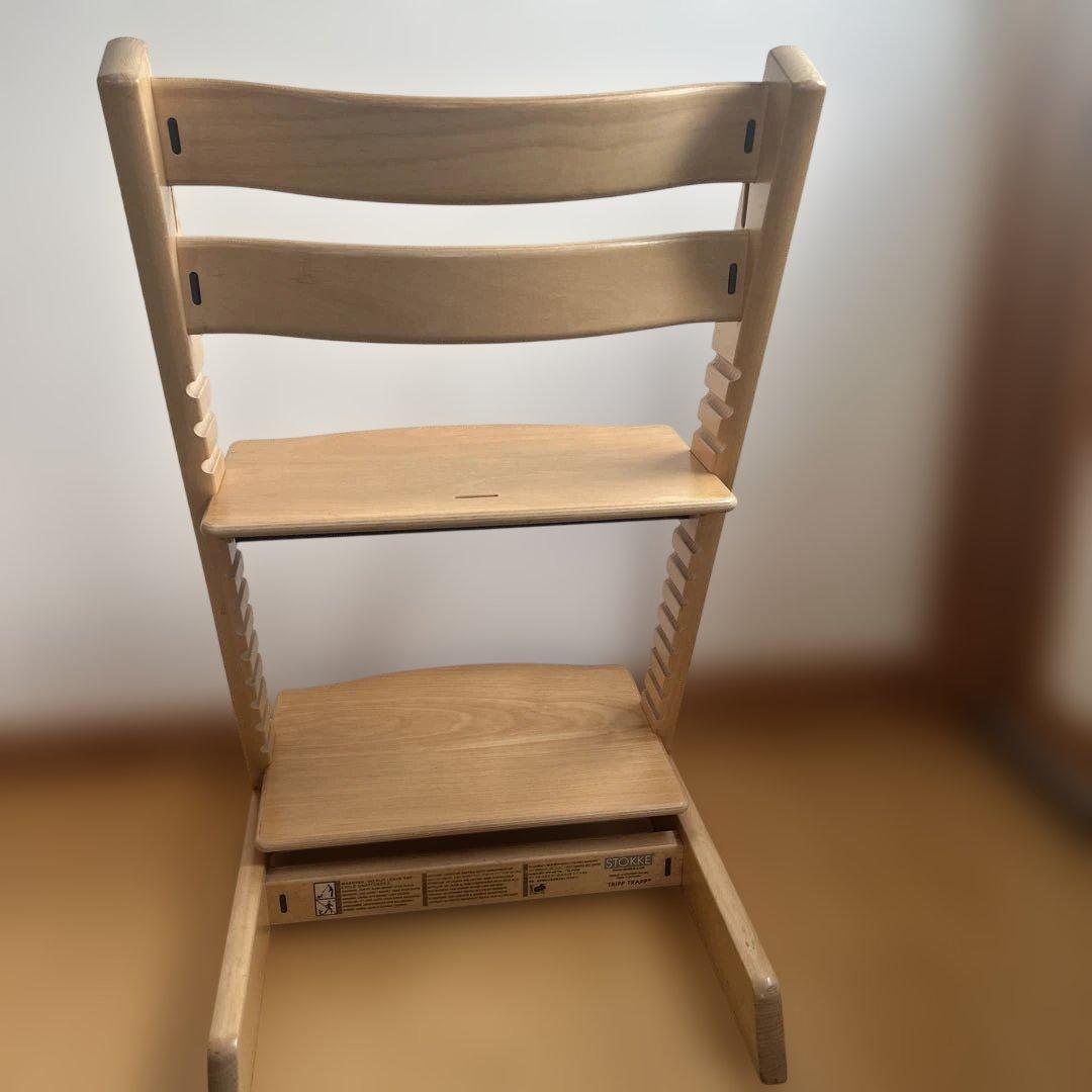 ストッケ　トリップトラップ　木製ベビーチェア　高さ調節可能