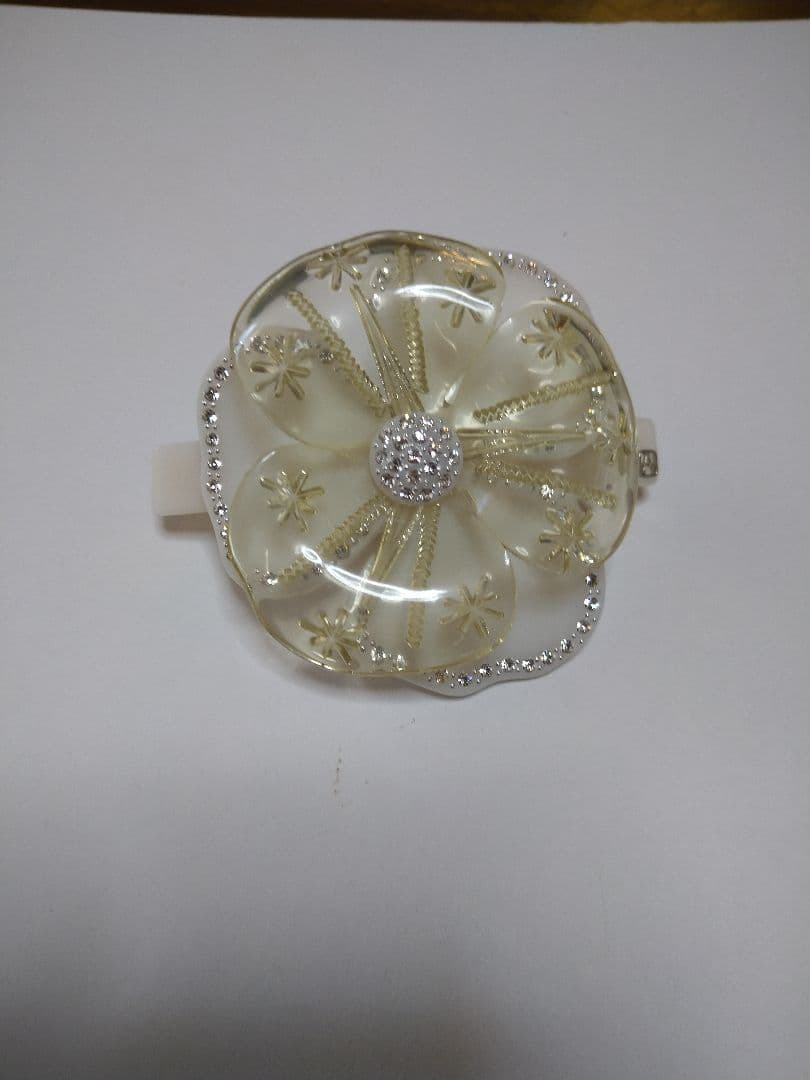 アレクサンドルドゥパリ カメリアバレッタ