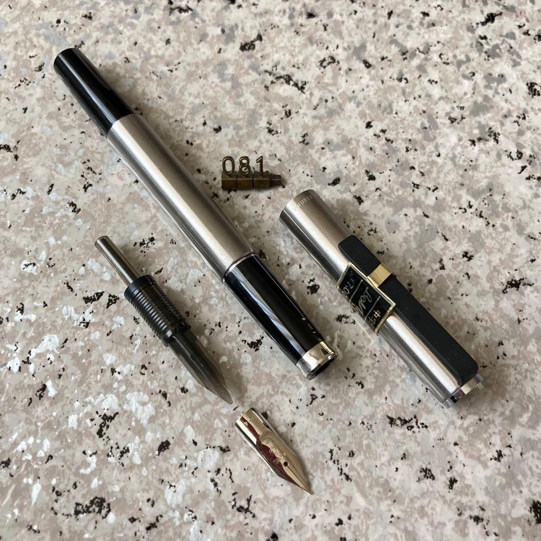 #081 オーバーホール済み 万年筆 プラチナ PLATINUM 14k WG