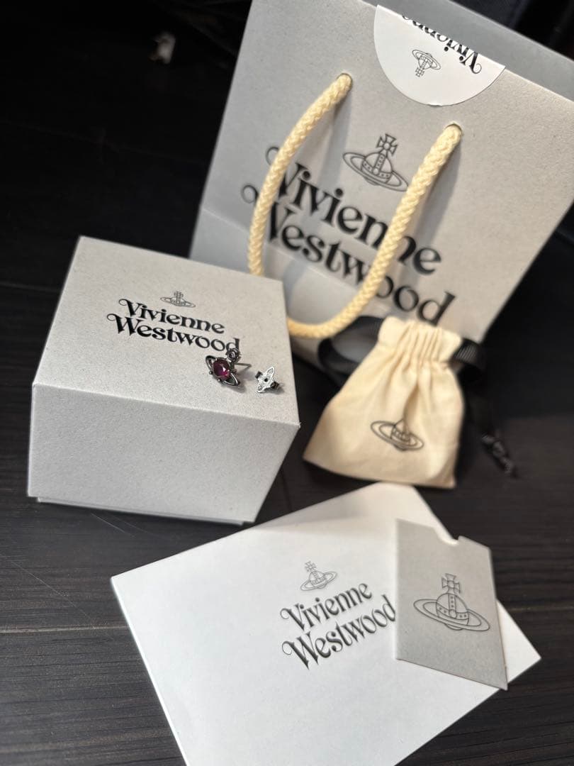 【正規品】Vivienne Westwood REINA 片耳ピアス