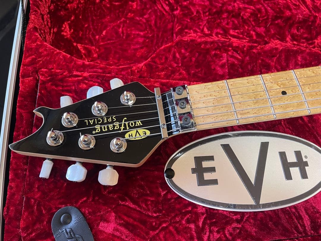 値下げしました。EVH Wolfgang Special Gloss Black