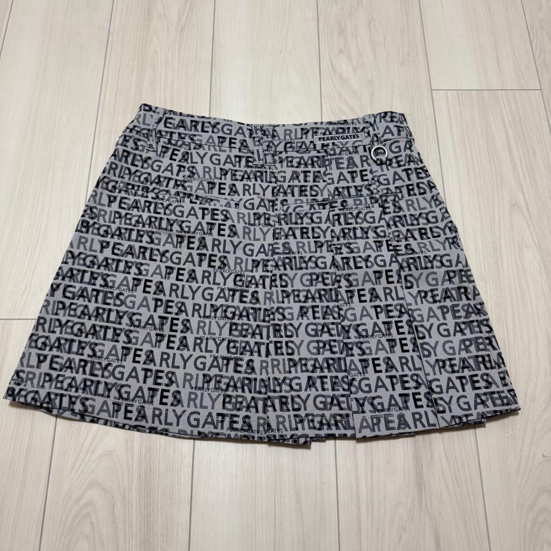 新品 パーリーゲイツ ランダムロゴ プリーツスカート グレー