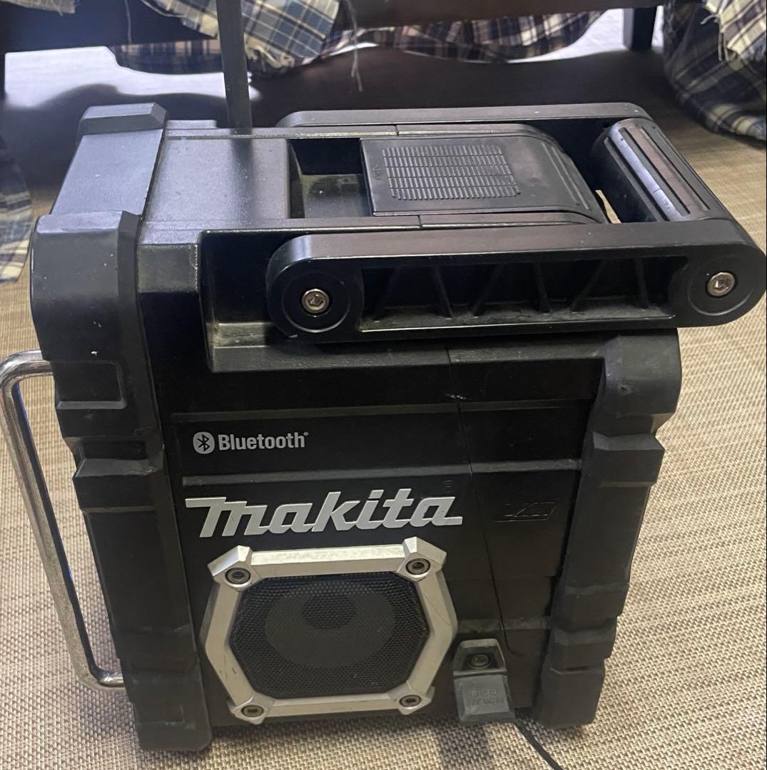 マキタ　MAKITA 現場ラジオ　MR106