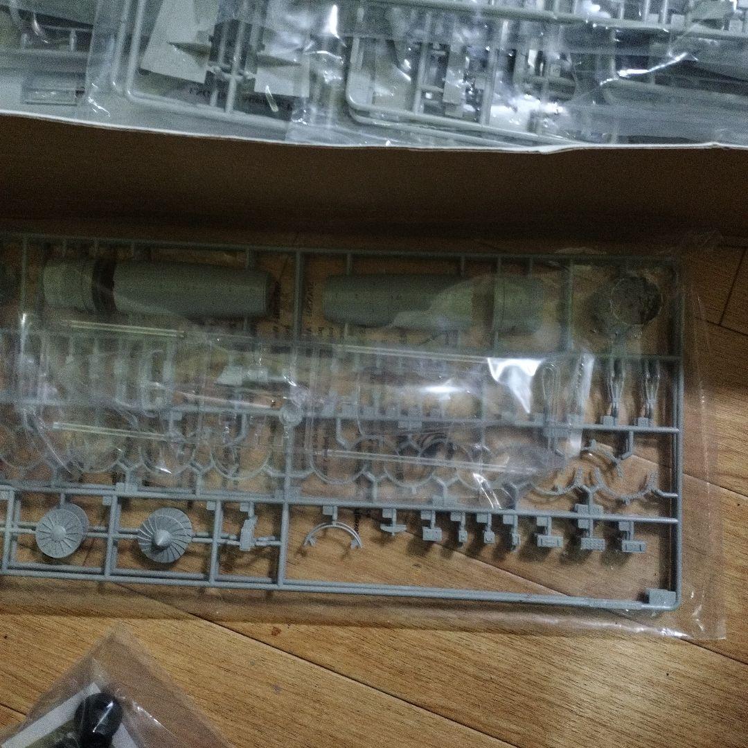 トランペッター 1/32 EF-2000 ユーロファイタータイフーン