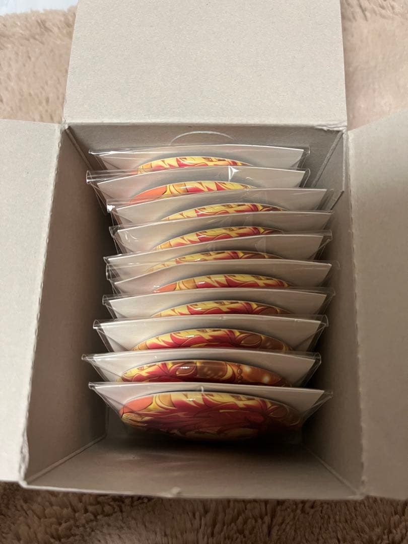 あんスタ フィーチャー 缶バッジ 衣更真緒 idol