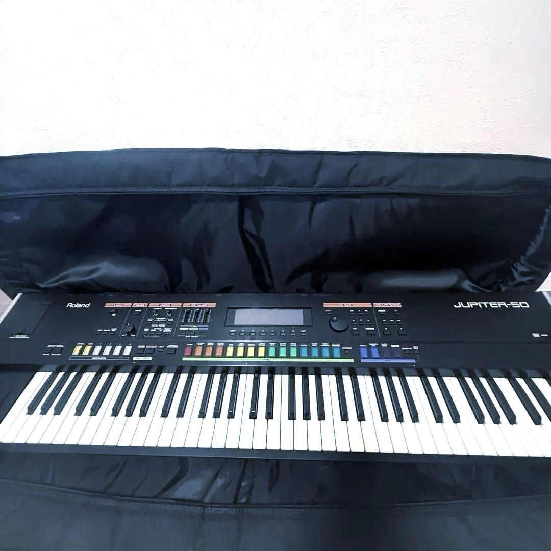 Roland Jupiter-50シンセ ケース付き　極美品