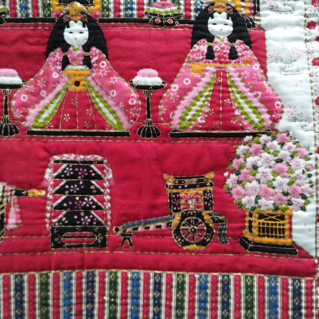 ❣️お雛様パネルレッド系（パッチワークキルトタペストリー❣️ ハンドメイド