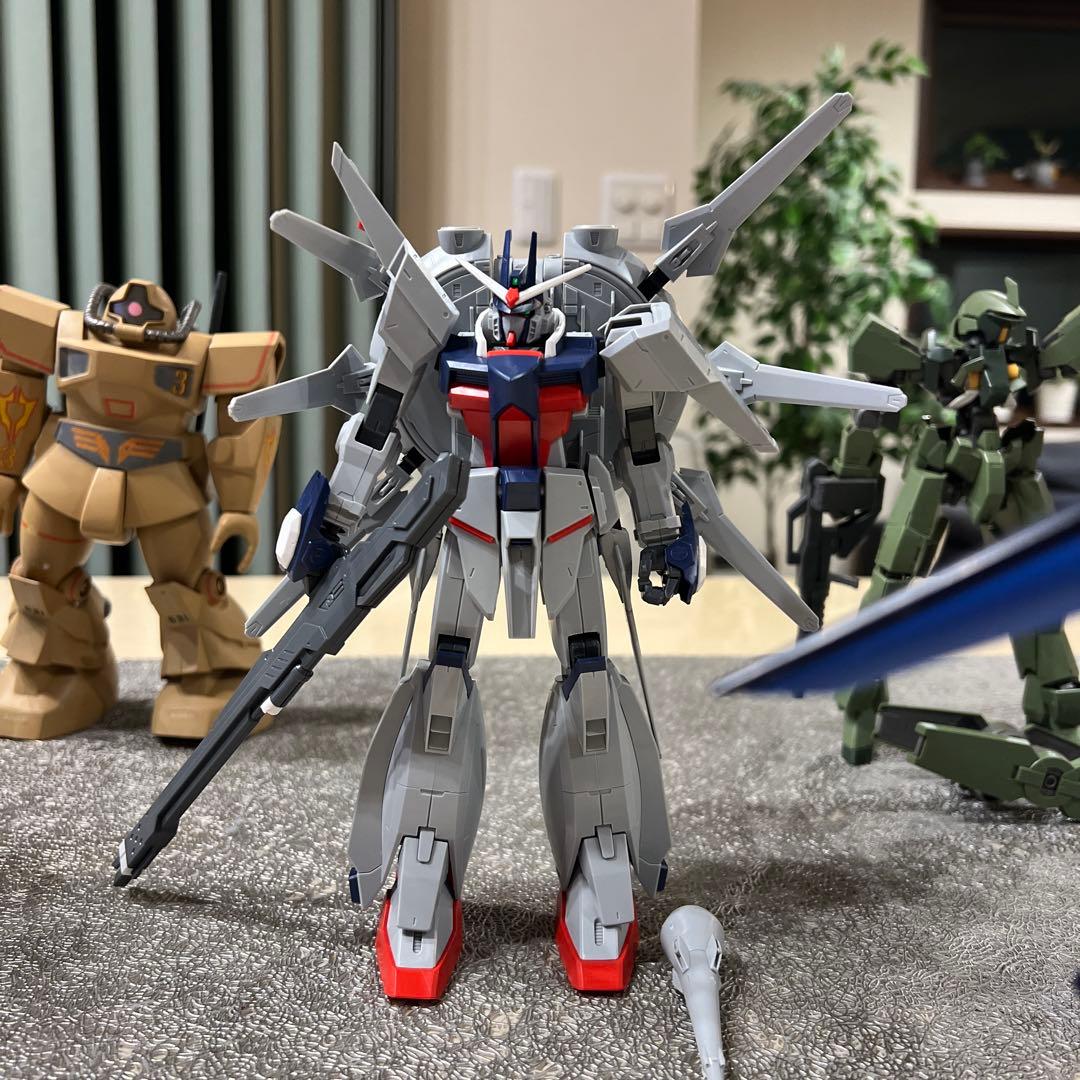 ガンダムモデル 10体　完成品（ジャンク）