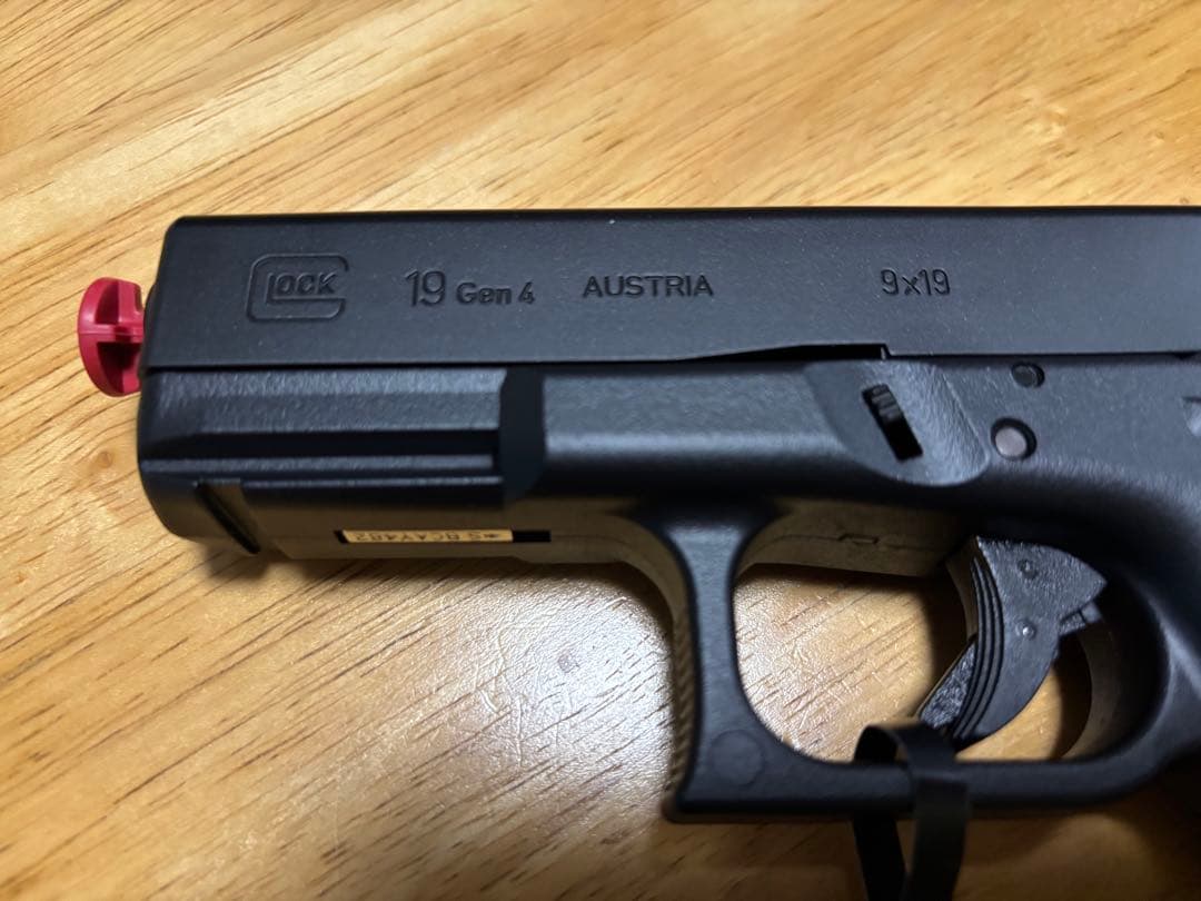 東京マルイ ガスガン GLOCK 19 Gen 4（未使用）+予備マガジン