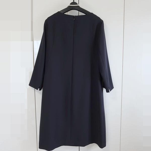 美品■レリアン■大きいサイズ17+■シンプルで上品なワンピース■ネイビー