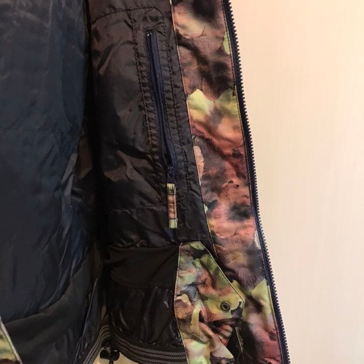 スノボウェア　ジャケット