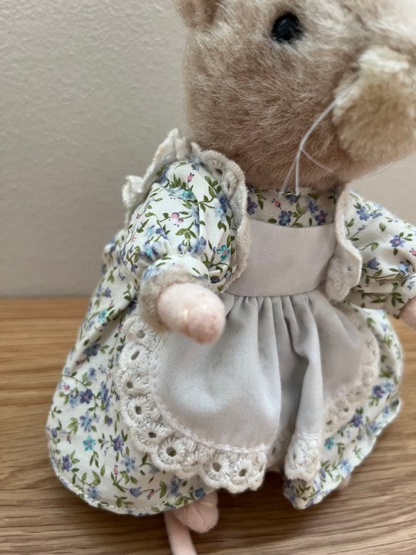 ピーターラビット ぬいぐるみ　ハンカマンカ