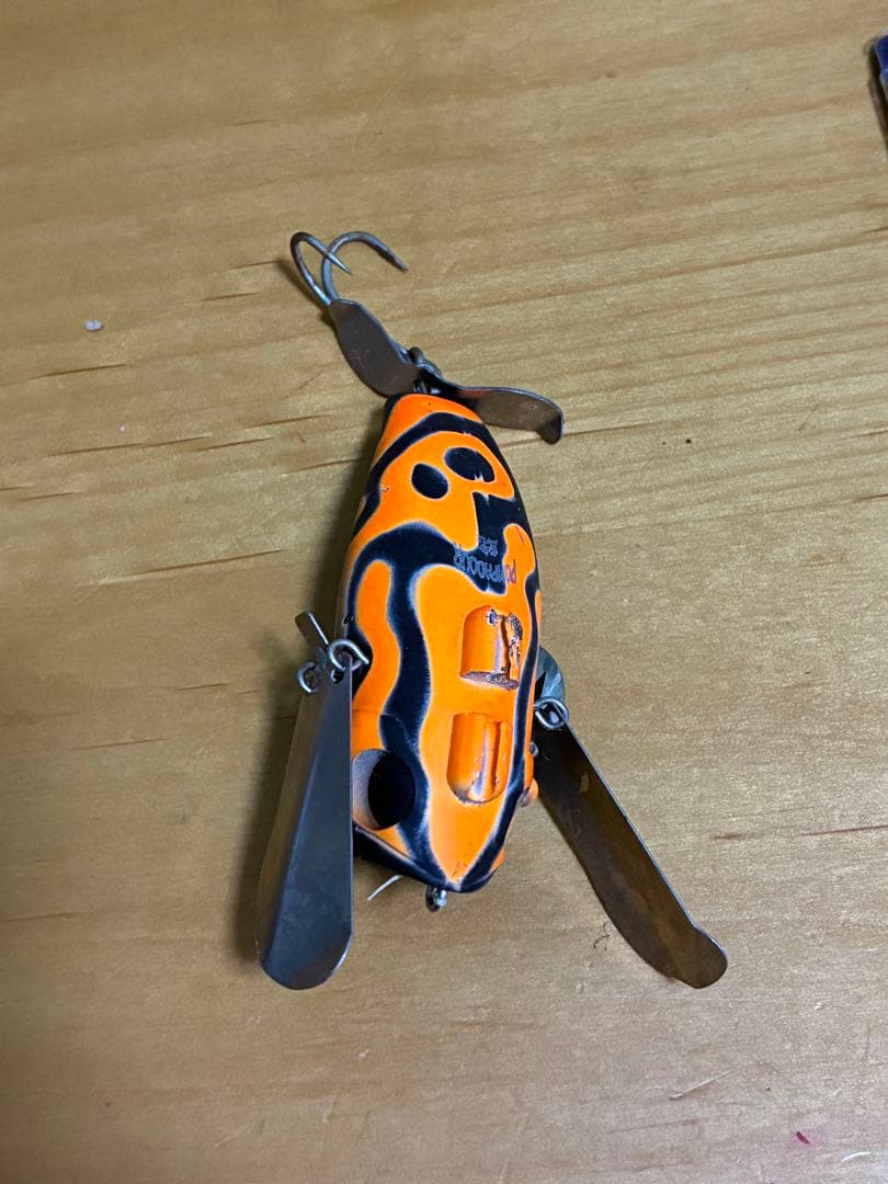 鯰が楽しめるセット！廃盤品キャタピーソフト２つ！！ポンパドール鯰！