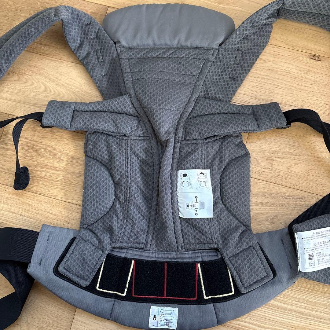 エルゴベビー　オムニブリーズ　グラファイトグレイ