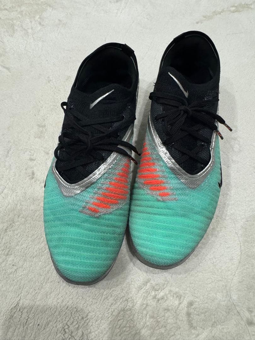 ナイキサッカースパイク　ファントム6エリートag