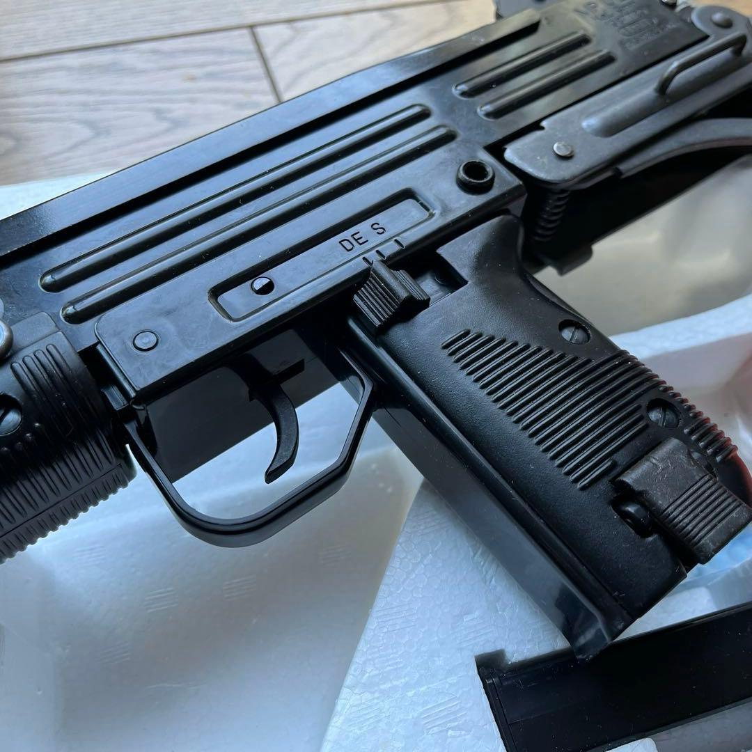 マルシン製UZI サブマシンガン