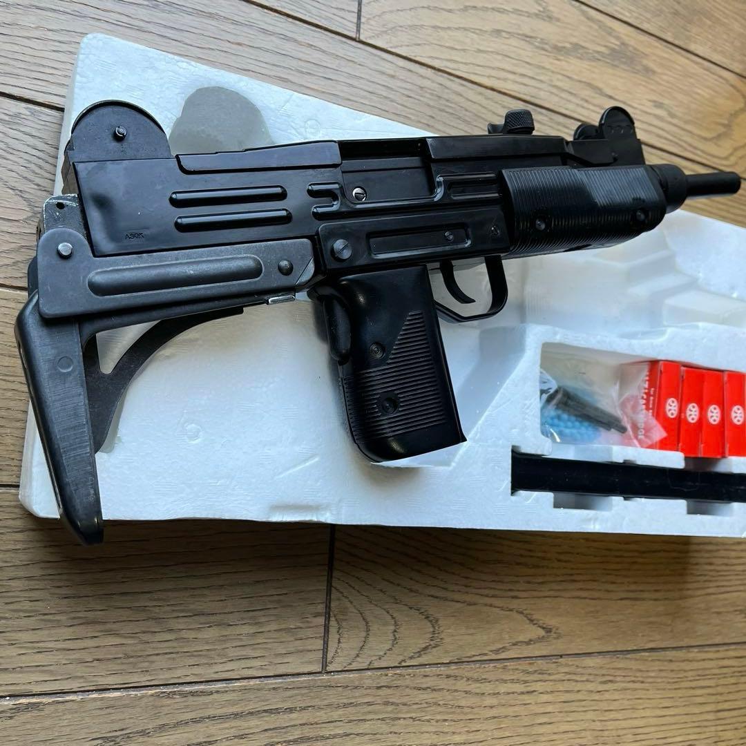 マルシン製UZI サブマシンガン