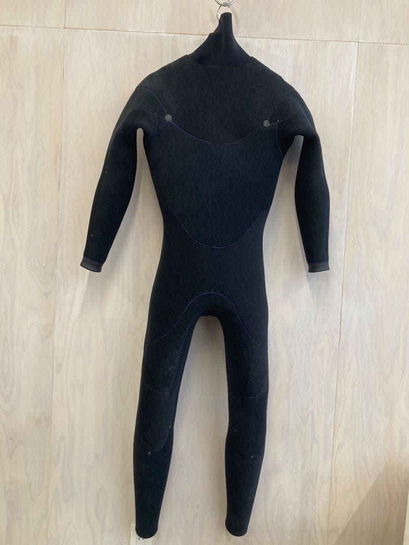 ブレイカーアウトセミドライ 5/3 Hybrid U-zip 170/60未使用