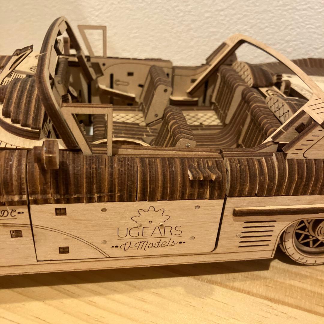 ユーギアーズ　木製オープンカー模型 完成品