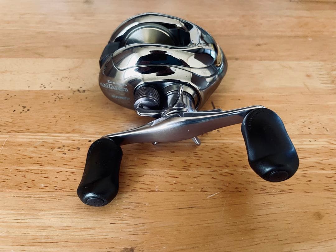 【美品】シマノ 16 アンタレス DC バージョン2 RH 右巻き SVS搭載