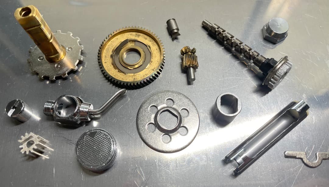 ABU Ambassadeur 2500C アブ アンバサダー レッド RED