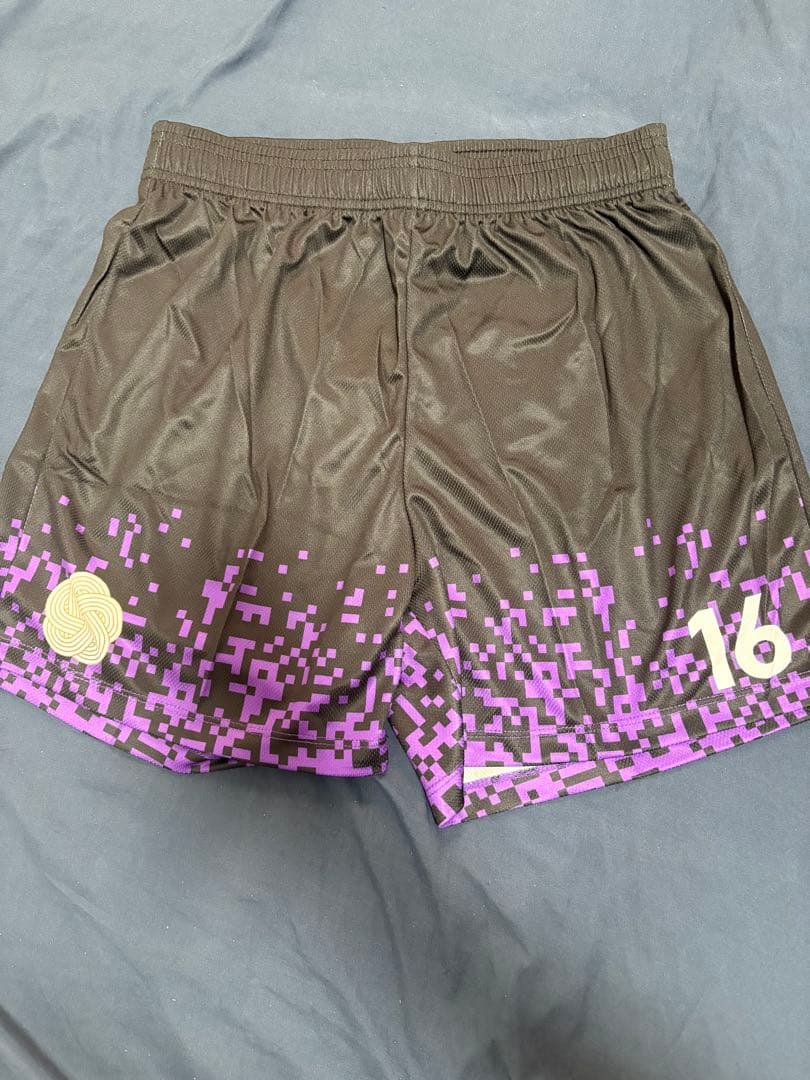 日本経済大学 バレーボールユニフォーム　XL