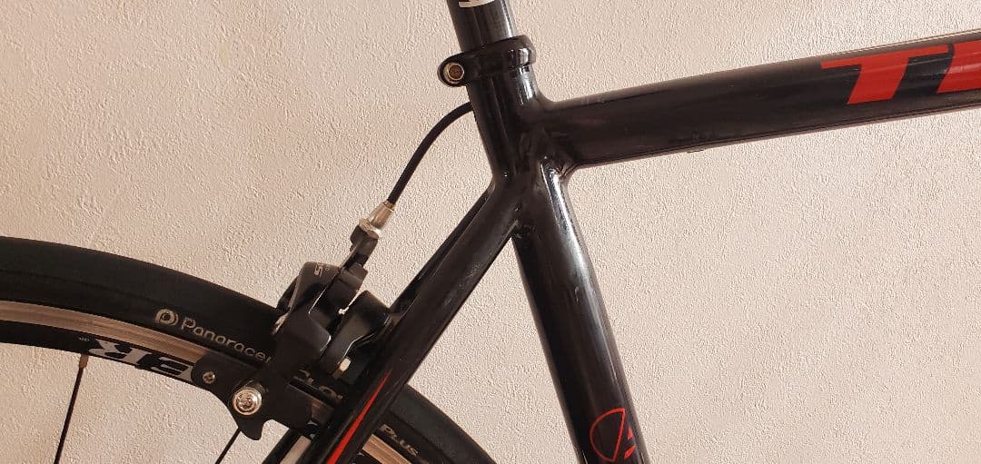 Trek ロードバイク サイズ54　　ホイールジャンク