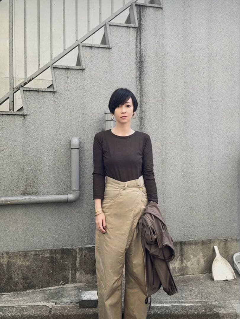 conteラップ チノ テーパードワイドパンツ辺見えみり