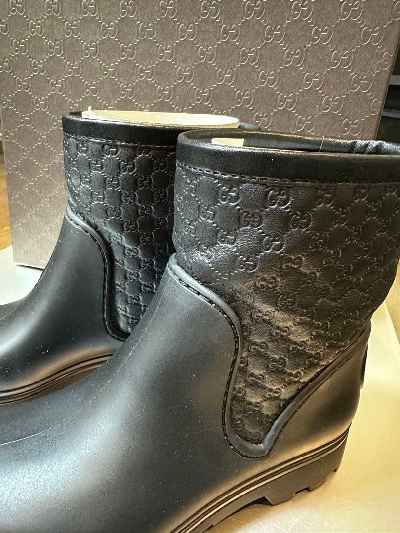 グッチ　レインショートブーツ　ブラック