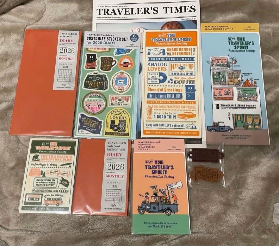 トラベラーズノート 2026 マンスリー 限定レザータグ 下敷き ステッカー