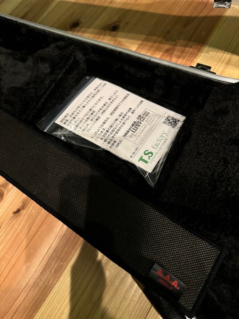 T.S. Factory エレキギター ハードケース付き　 151A-TSSP