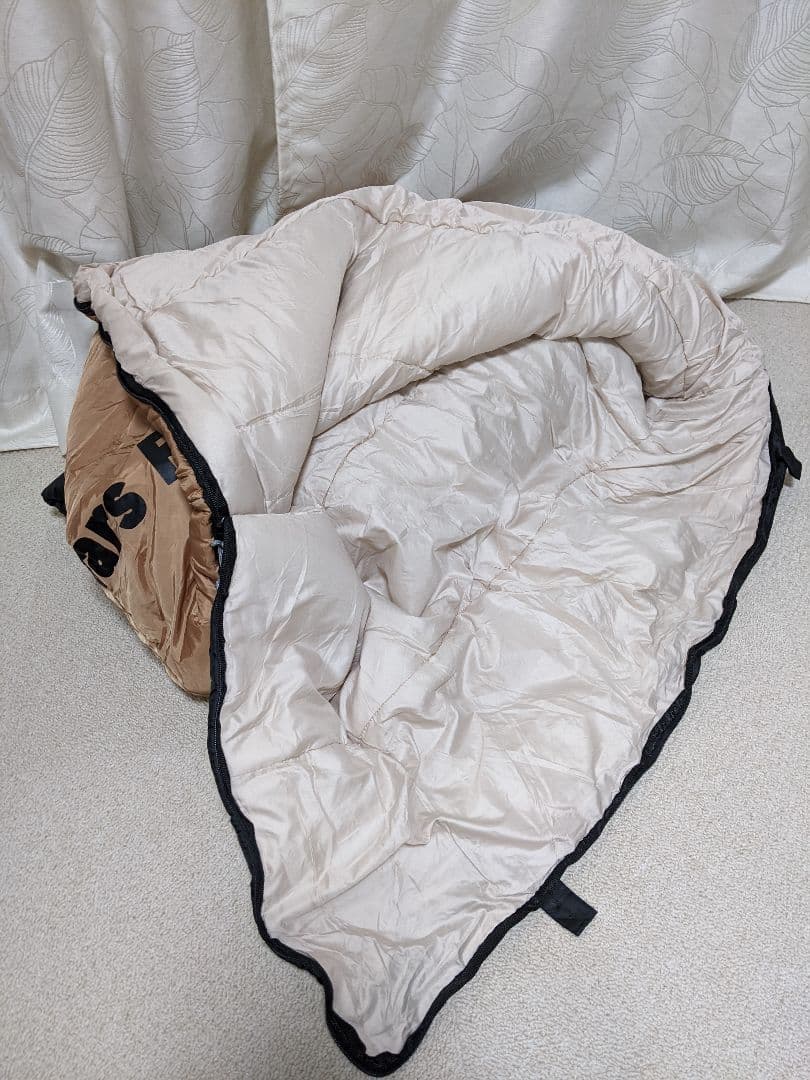 キャンプ ベアーズロック 冬用 寝袋 美品