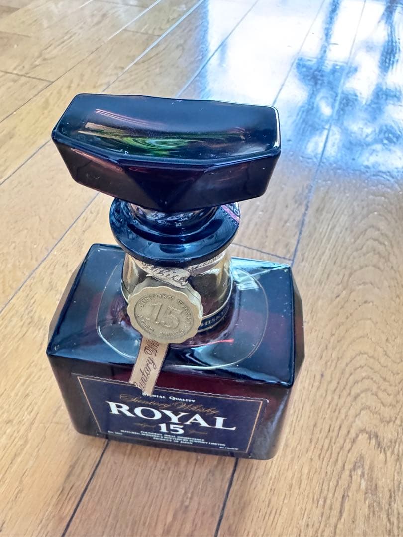 サントリーウイスキー  15年 700ml　お酒