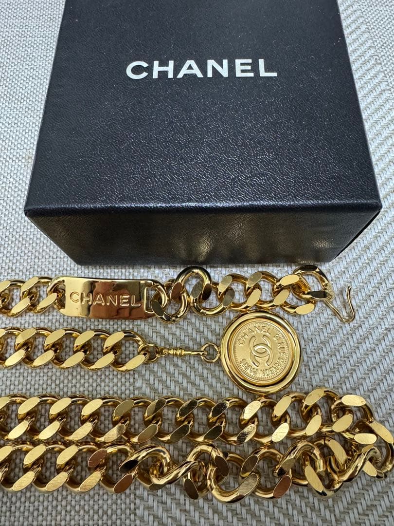 CHANEL ゴールドチェーンベルト