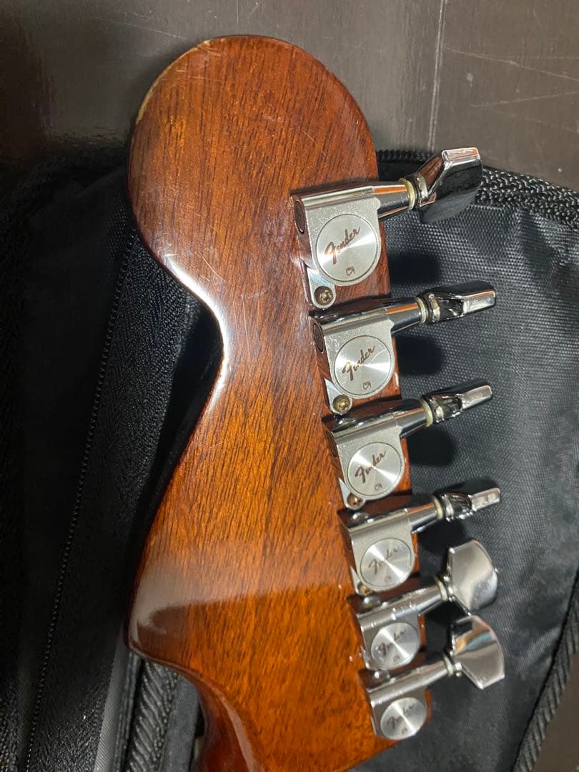 アコースティックギター　fender