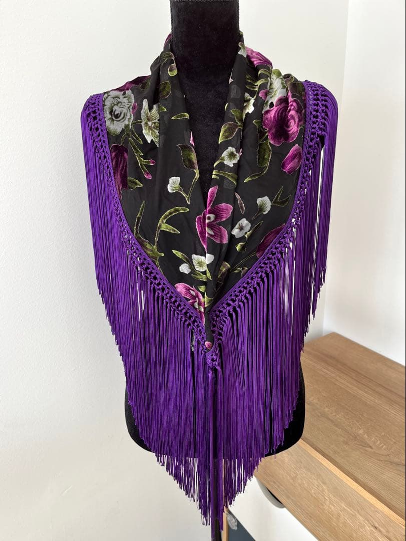 【アウトレット】フラメンコ　マントンシージョ　黒地xパープル花柄　パープルフレコ
